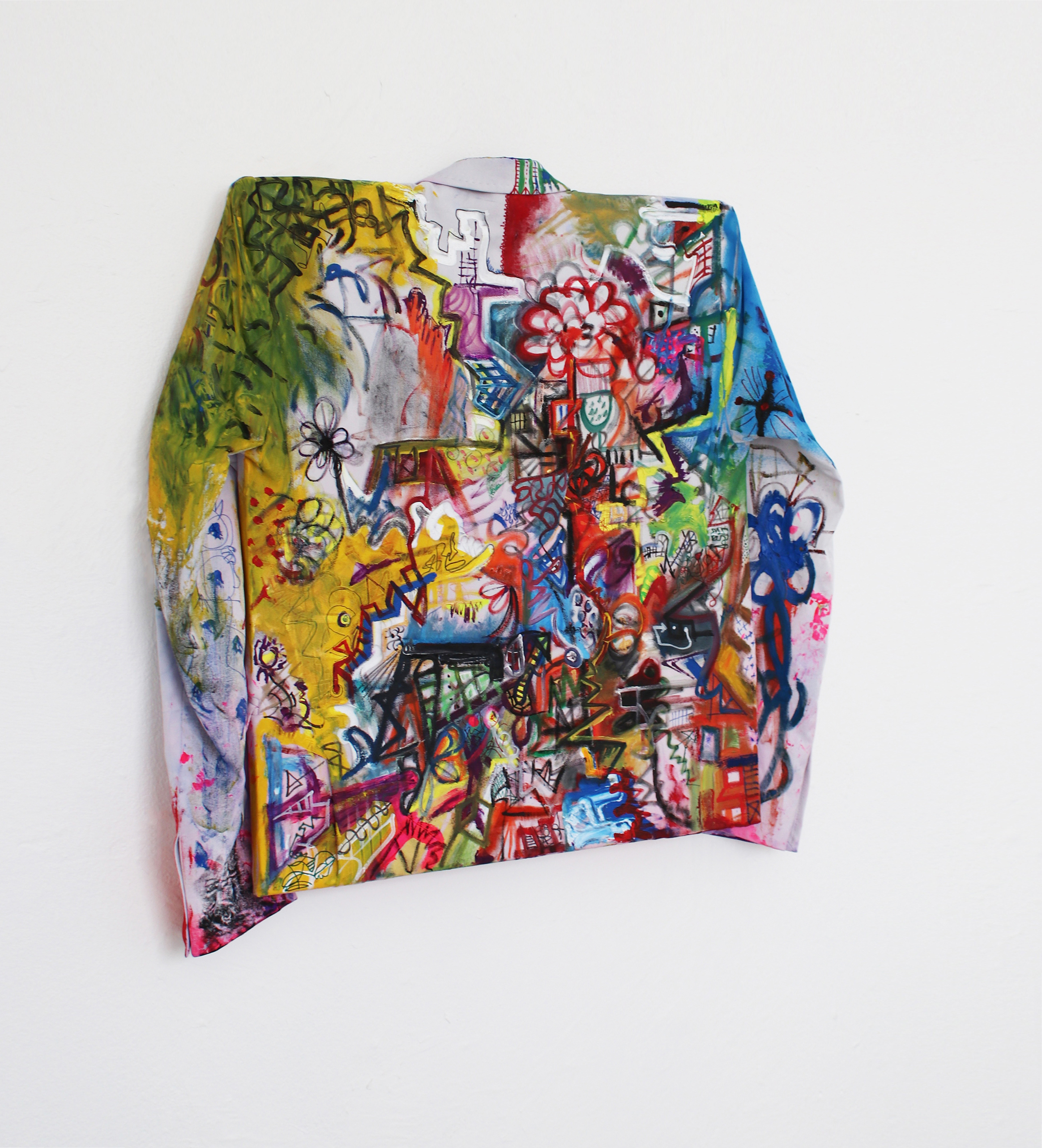 Lustrous Felon (xanthic yellow) 60x60cm_ Luca Bosani side web